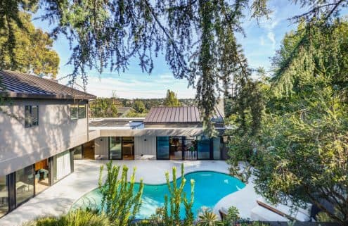 Stunning modern home with breathtaking outdoor space